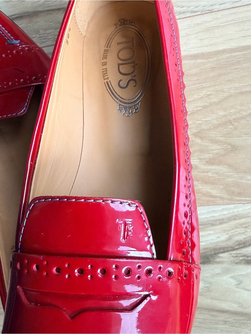 Tod's Red Patent Leather Pointed Penny Loafers w/ Kitten Heal S- 38 1/2 - 8 1/2 - Picture 10 of 11
